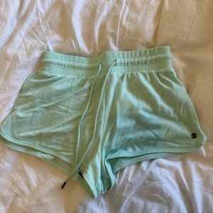 Roxy green shorts size small